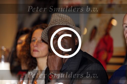 Amsterdam 30 november 2012
Ontbijt orange Babies en MAC cosmetics bij de bijenkorf met oa Caroline Tensen Baba Sylla  Natasja Froger Suzanne Klemann en Fiona Hering.
Peter Smulders bv