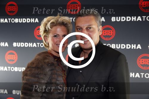 Amsterdam 23 november 2012
Opening nieuwe Buddha to Buddha pand in Amsterdam. Bart v d Sluis met vrouw
Peter Smulders bv