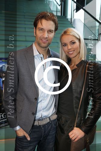 Amsterdam 25 november 2012
Premiere de vijf legendes in pathe arena. Bas Muijs met vriendin en ouders
Peter Smulders bv
