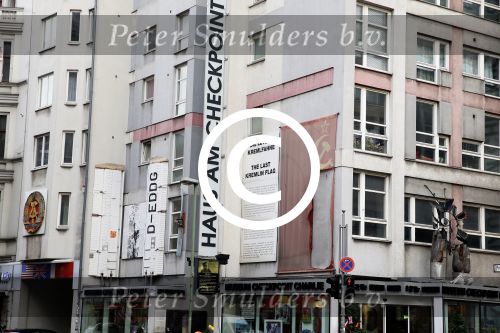 Berlijn 18 december 2012
Imca Marina in Berlijn met muziekreis van der valk. Checkpoint Charlie
Peter Smulders bv
