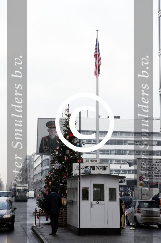 Berlijn 18 december 2012
Imca Marina in Berlijn met muziekreis van der valk. Checkpoint Charlie
Peter Smulders bv