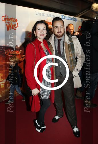 Amsterdam 9 december 2012
Premiere groeten van Mike in Tuschinski. Birgit Schuurman met Arne Toonen
Peter Smulders bv