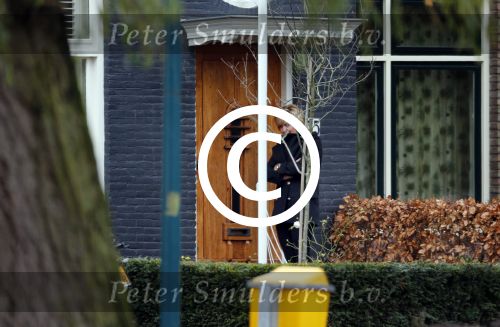 Oegstgeest  1 en 2 december 2012
Caroline Tensen thuis bij haar nieuwe vriend Ernst jan Smids. Haar mini cooper cabrio heeft allebei de dagen voor zijn huis gestaan.
Peter Smulders bv