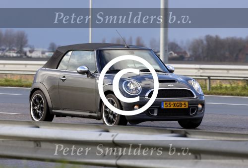 Oegstgeest  1 en 2 december 2012
Caroline Tensen thuis bij haar nieuwe vriend Ernst jan Smids. Haar mini cooper cabrio heeft allebei de dagen voor zijn huis gestaan.
Peter Smulders bv