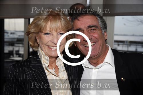 Loosdrecht 26 november 2012
Presentatie cd Anneke Gronloh bij het Golden Tulip hotel. Ciska peters
Peter Smulders bv