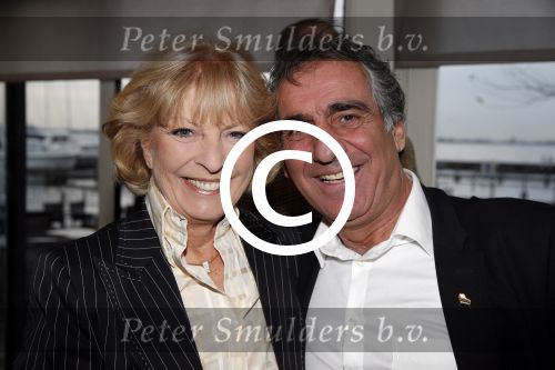 Loosdrecht 26 november 2012
Presentatie cd Anneke Gronloh bij het Golden Tulip hotel. Ciska peters
Peter Smulders bv