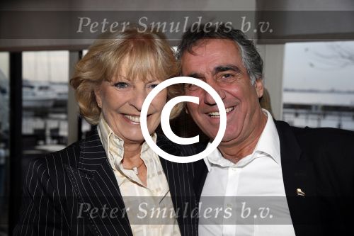 Loosdrecht 26 november 2012
Presentatie cd Anneke Gronloh bij het Golden Tulip hotel. Ciska peters
Peter Smulders bv
