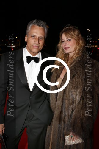 Amsterdam 6 december 2012
Openingsavond Luxery fair in de RAI.
Claudia Schoemacher met man Robert Schoemacher
Peter Smulders bv