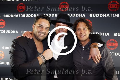 Amsterdam 23 november 2012
Opening nieuwe Buddha to Buddha pand in Amsterdam. eigenaren Dennis Rugenbregt Edwin.. en Batul Looman
Peter Smulders bv