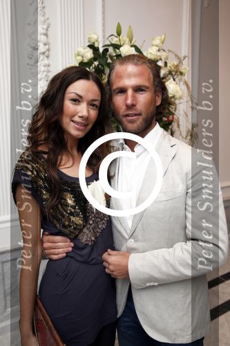 Amsterdam 29 november 2012
Opening Andaz hotel. Dewi Pechler met vriend
Peter Smulders bv