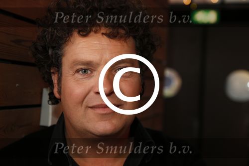 Amsterdam 10 december 2012
Presentatie nieuwe rtl serie divorce naar een idee van Linda de Mol. Dirk Zeelenberg
Peter Smulders bv