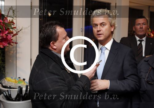 Amsterdam 26 november 2012
Veiling foto/kunstwerken van William Rutten voor veiling Kika.
oa aanwezig Tatjana, Lieke v Lexmond Tim Coronel en Geert Wilders ( met veel beveiliging). Edwin Bredius
Peter Smulders bv