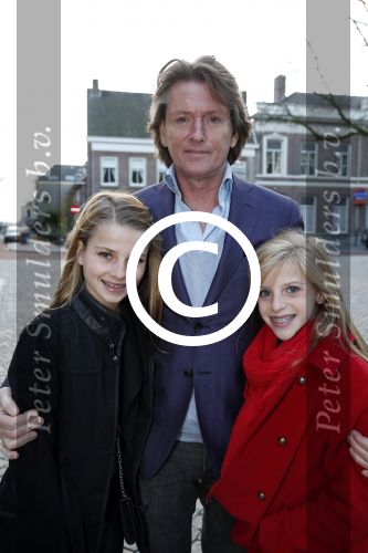 Den Bosch 25 november 2012
Premiere Annie in theater de parade. Erik de Zwart met dochters
Peter Smulders bv