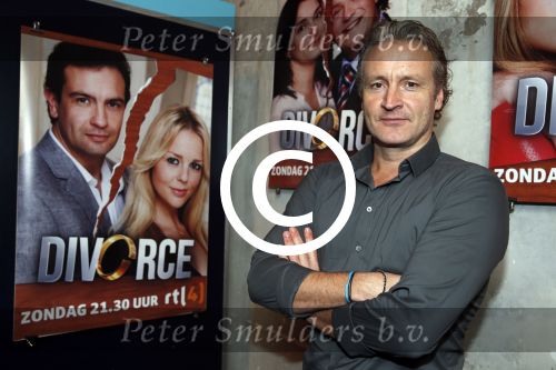 Amsterdam 10 december 2012
Presentatie nieuwe rtl serie divorce naar een idee van Linda de Mol. Erland Galjaard
Peter Smulders bv