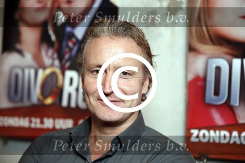Amsterdam 10 december 2012
Presentatie nieuwe rtl serie divorce naar een idee van Linda de Mol. Erland Galjaard
Peter Smulders bv