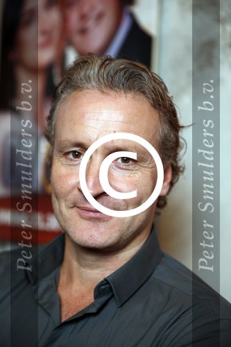Amsterdam 10 december 2012
Presentatie nieuwe rtl serie divorce naar een idee van Linda de Mol. Erland Galjaard
Peter Smulders bv