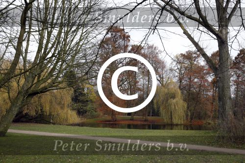 Amsterdam 26 november 2012
Het laatste huis dat Frank Rijkaard heeft gekocht aan het vondelpark wat nu verbouwd wordt.
Peter Smulders bv