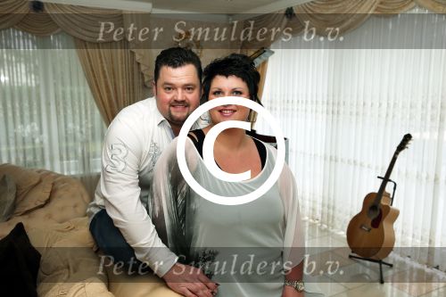 Tiel, 19 December 2012 Frans Duijts met zijn vrouw Marloes Duijts en hun \