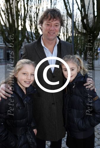 Den Bosch 25 november 2012
Premiere Annie in theater de parade. Frits Sissing met dochters
Peter Smulders bv