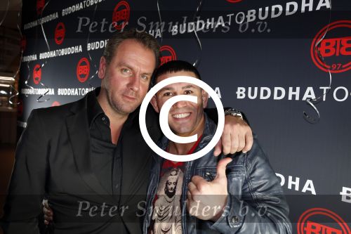 Amsterdam 23 november 2012
Opening nieuwe Buddha to Buddha pand in Amsterdam. gago Drago
Peter Smulders bv