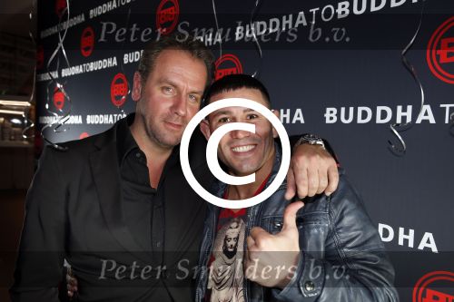 Amsterdam 23 november 2012
Opening nieuwe Buddha to Buddha pand in Amsterdam. gago Drago
Peter Smulders bv
