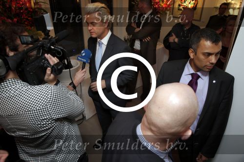 Amsterdam 26 november 2012
Veiling foto/kunstwerken van William Rutten voor veiling Kika.
oa aanwezig Tatjana, Lieke v Lexmond Tim Coronel en Geert Wilders ( met veel beveiliging).
Peter Smulders bv