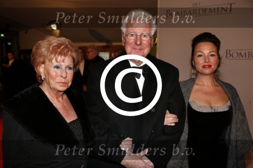 Rotterdam 18 december 2012
Premiere het Bombardement in het nieuwe Luxor. Gerard Cox met vriendin en een nichtje
Peter Smulders bv
