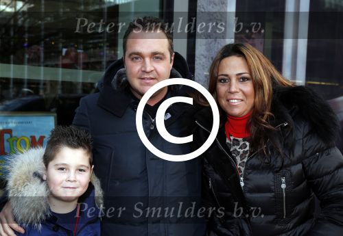 Amstelveen 9 december 2012
Premiere Dik Trom in schouwburg Amstelveen. Grad Damen met vrouw en zoons
Peter Smulders bv