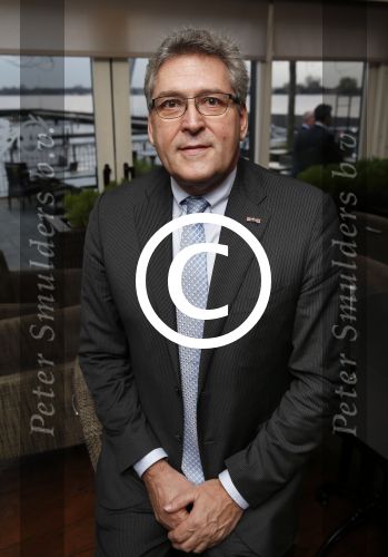Loosdrecht 26 november 2012
Presentatie cd Anneke Gronloh bij het Golden Tulip hotel. henk Krol met vriend
Peter Smulders bv