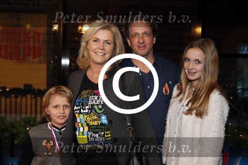 Haarlem 8 december 2012
Premiere Wreck it in Pathe Haarlem. Irene Moors met man Barry en kinderen
Peter Smulders bv