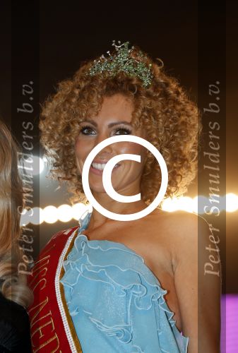 Bunnik 10 december 2012
Miss Nederland verkiezing gepresenteerd door Yolanthe Sneijder Cabau en Kim Kotter. Miss Noord Brabant en Miss Nederland Jacqueline Steenbeek
Peter Smulders bv
