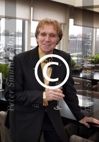 Loosdrecht 26 november 2012
Presentatie cd Anneke Gronloh bij het Golden Tulip hotel. jacques Herb met vrouw Diny
Peter Smulders bv