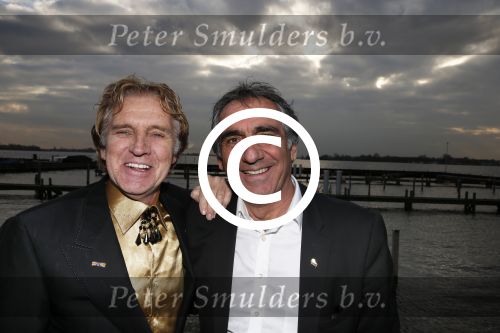 Loosdrecht 26 november 2012
Presentatie cd Anneke Gronloh bij het Golden Tulip hotel. jacques Herb met Aristakis
Peter Smulders bv