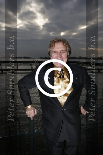 Loosdrecht 26 november 2012
Presentatie cd Anneke Gronloh bij het Golden Tulip hotel. jacques Herb met vrouw Diny
Peter Smulders bv