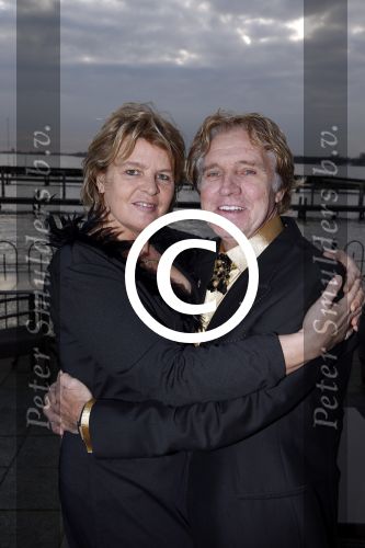 Loosdrecht 26 november 2012
Presentatie cd Anneke Gronloh bij het Golden Tulip hotel. jacques Herb met vrouw Diny
Peter Smulders bv