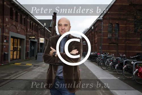 Amsterdam 10 december 2012
Presentatie nieuwe programma John v d Heuvel, ontvoerd.
Peter Smulders bv