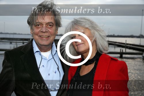 Loosdrecht 26 november 2012
Presentatie cd Anneke Gronloh bij het Golden Tulip hotel. Johnny Lion met vrouw
Peter Smulders bv