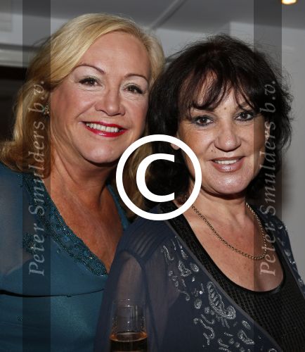 Loosdrecht 26 november 2012
Presentatie cd Anneke Gronloh bij het Golden Tulip hotel. Viola Holt met Jose Hoebee
Peter Smulders bv