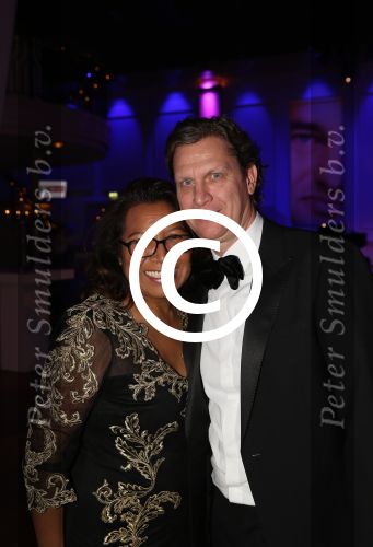 Hilversum, 16 December 2012
Justine Pelmelay met haar vriend Ronald v Driel
Foto Peter Smulders BV