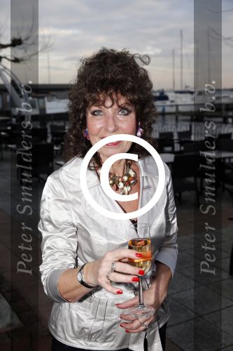 Loosdrecht 26 november 2012
Presentatie cd Anneke Gronloh bij het Golden Tulip hotel. kermisklant
Peter Smulders bv