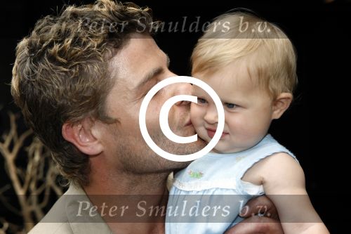 Amsterdam 12 juni 2009
Papa van het jaar verkiezing 
Koert-Jan de Bruijn met zijn vriendin Charlotte en dochter.