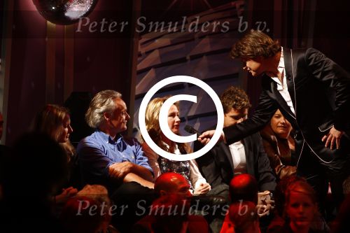 Aalsmeer 15 mei 2009
Dancing with the stars in de studio\'s in Aalsmeer. Beau  Erven Dorens met Helga v Leur en Koert-Jan de Bruijn