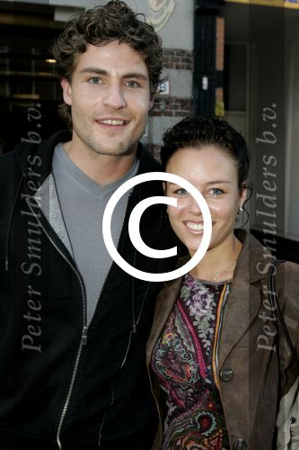 Den Haag 18 september 2005
Premiere Caveman met Winston Post.
Koert-Jan de Bruijn met Charissa
Peter Smulders bv