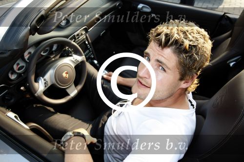 Heteren 29 juni 2009
Opening winkel bij porsche centrum Geldrland met div bn ers waaronder
Koert-Jan de Bruijn Anouk Smulders Tom Sebastian  en Jeroen v Koningsbrugge.
Eigenaar van Porsche centrum is Mark Wegh.
Peter Smulders bv