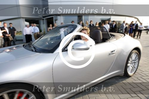 Heteren 29 juni 2009
Opening winkel bij porsche centrum Geldrland met div bn ers waaronder
Koert-Jan de Bruijn Anouk Smulders Tom Sebastian  en Jeroen v Koningsbrugge.
Eigenaar van Porsche centrum is Mark Wegh.
Peter Smulders bv