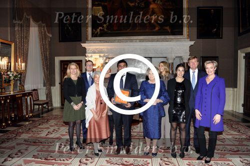 Amsterdam 12 december 2012
Uitreiking prins Claus prijzen in het paleis op de dam.
Koningin Beatrix Prins Willem Alexander prinses Maxima Prinses Mabel Prins Constantijn en Prinses Laurentien zijn aanwezig.
Peter Smulders bv