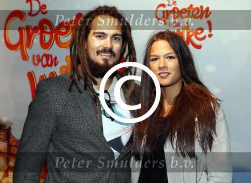 Amsterdam 9 december 2012
Premiere groeten van Mike in Tuschinski. Lenny Keylard met vriendin
Peter Smulders bv