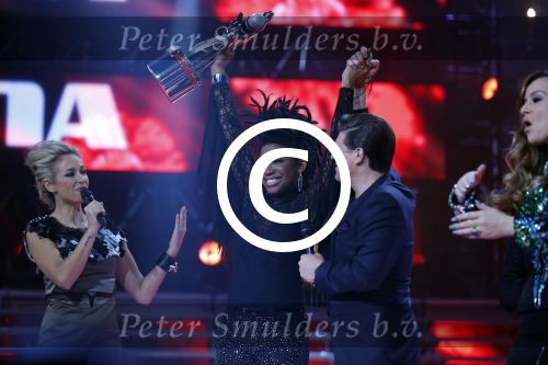 Hilversum 14 december 2012
Finale TVOH in studio 22 gepresenteerd door Martijn Krabbe en Wendy v Dijk.
Johannes Rypma en Leona Philippo zijn de finalisten. Leona wint uiteindelijk.
Peter Smulders bv
