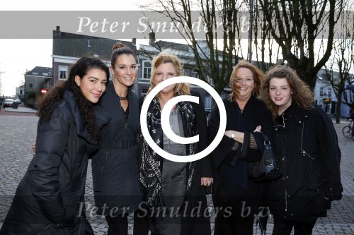 Den Bosch 25 november 2012
Premiere Annie in theater de parade. Loretta Schrijver met Quinty Trustfull
Peter Smulders bv