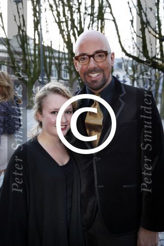 Den Bosch 25 november 2012
Premiere Annie in theater de parade. Maik de Boer met nichtje
Peter Smulders bv